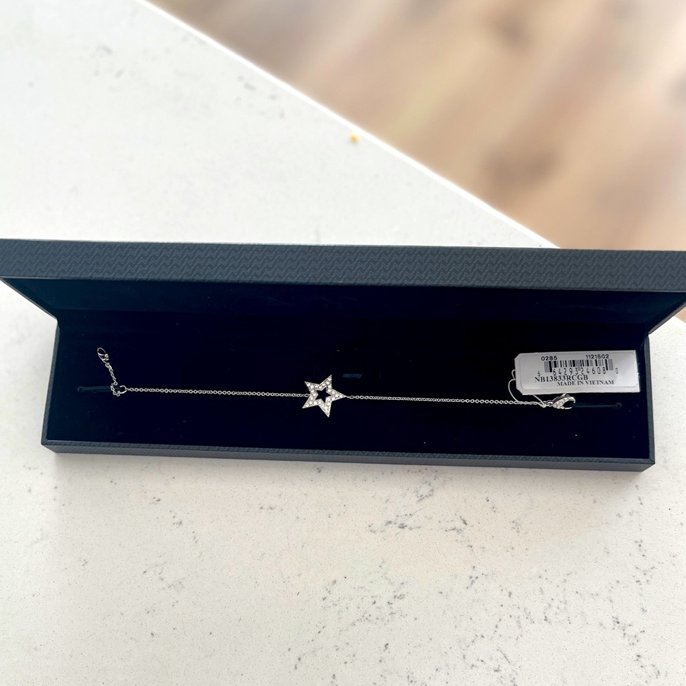 NWT Nadri Silver Star Charm Bracelet Dainty Jewelry